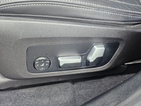 Used 2021 BMW X3 xDrive30e w/ Executive Package image 23