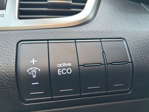 Used 2014 Hyundai Elantra GT image 16