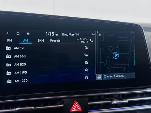 Used 2025 Hyundai Elantra SEL FWD image 19
