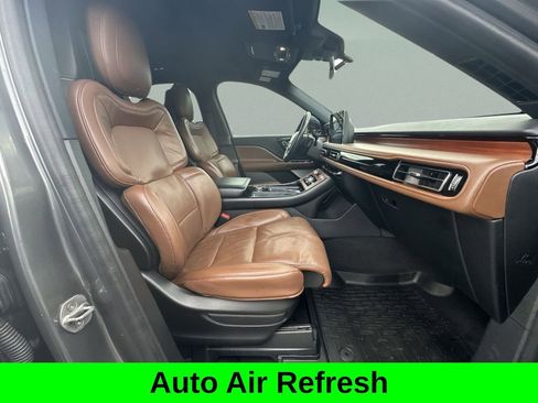 Used 2023 Lincoln Aviator Reserve w/ Equipment Group 201A RWD image 20
