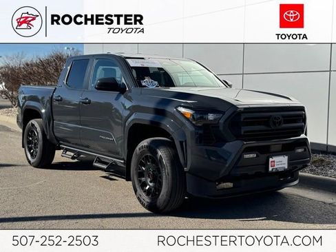 Certified 2024 Toyota Tacoma SR5 image 1