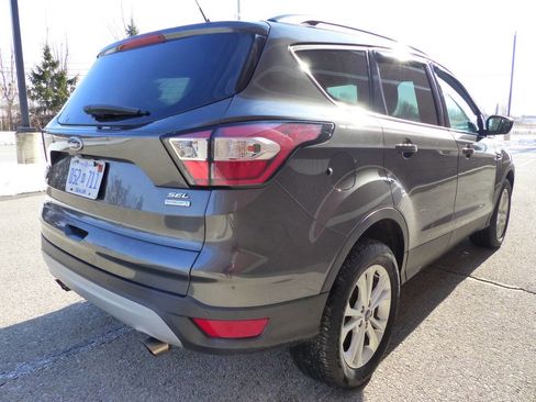 Used 2018 Ford Escape SEL image 10