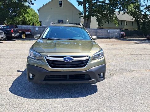 Used 2020 Subaru Outback Premium AWD/4WD image 12