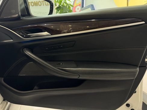 Used 2019 BMW M550i xDrive w/ Premium Package AWD/4WD image 31