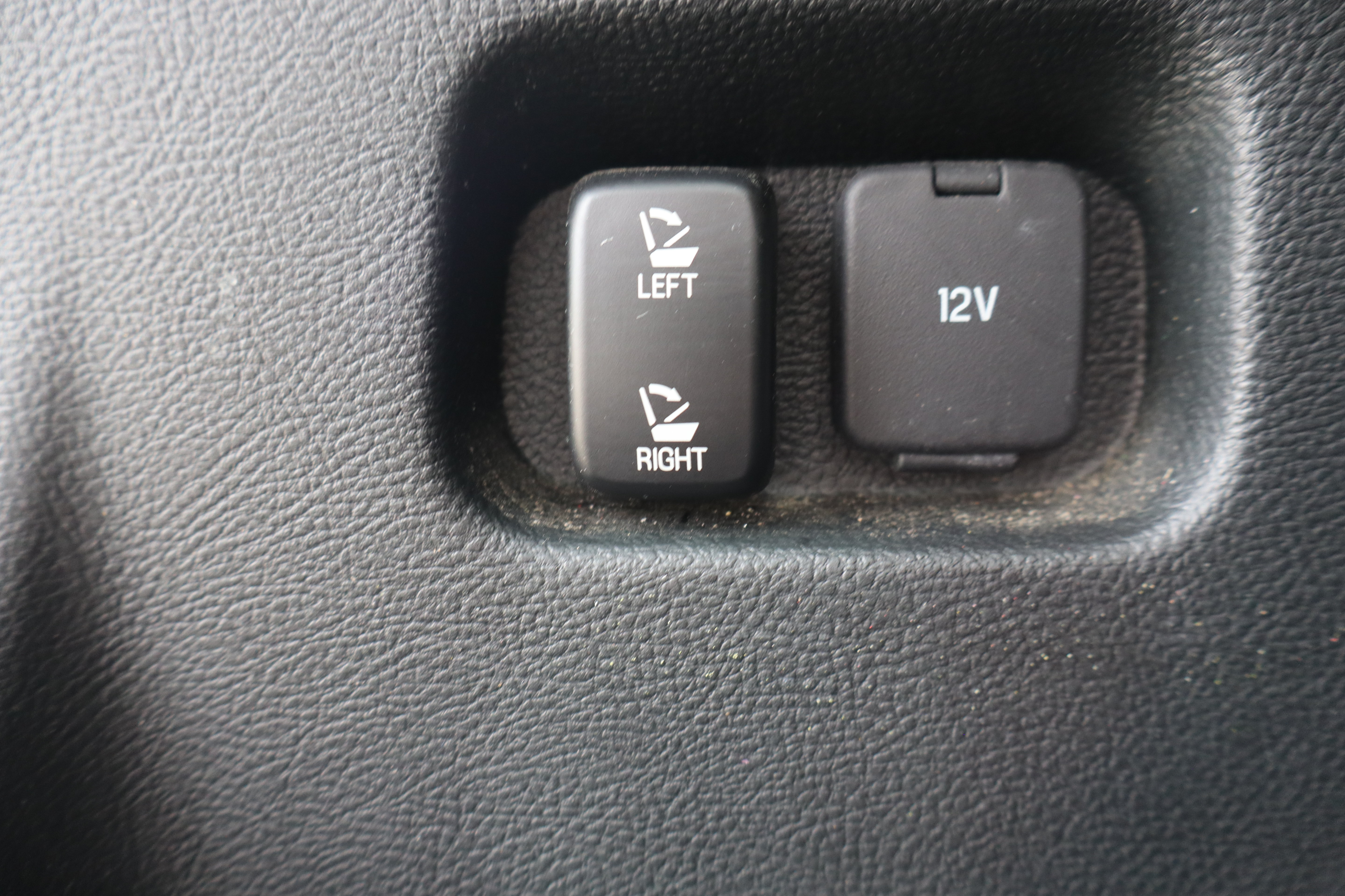 Used 2021 Ford Edge SEL w/ Convenience Package AWD/4WD image 25