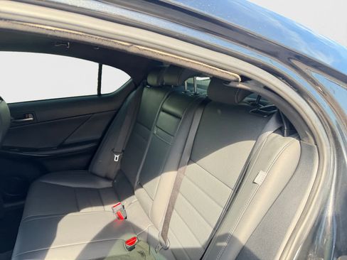 Used 2023 Lexus IS 300 AWD image 18