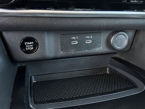 Certified 2024 Nissan Rogue S image 17