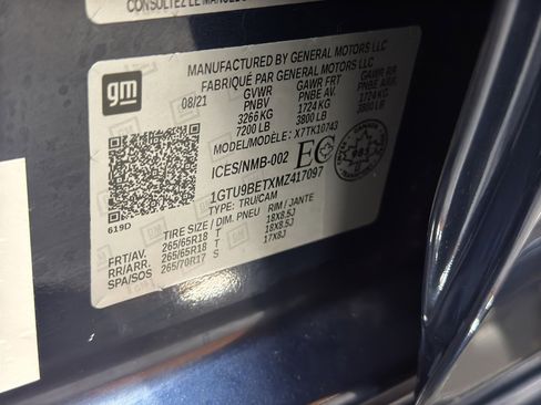 Used 2021 GMC Sierra 1500 SLE w/ X31 Off-Road Package image 39