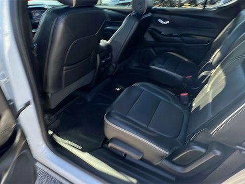 Certified 2023 Chevrolet Traverse Premier image 23