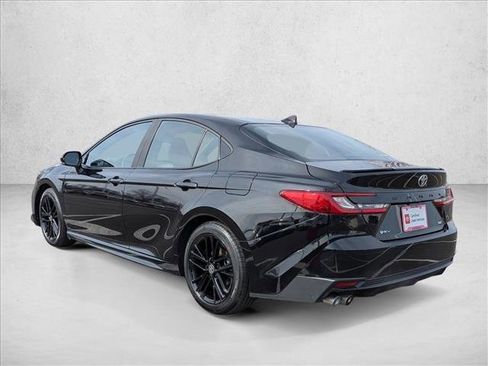 Certified 2025 Toyota Camry SE image 8