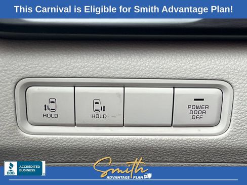 Used 2024 Kia Carnival LX image 16