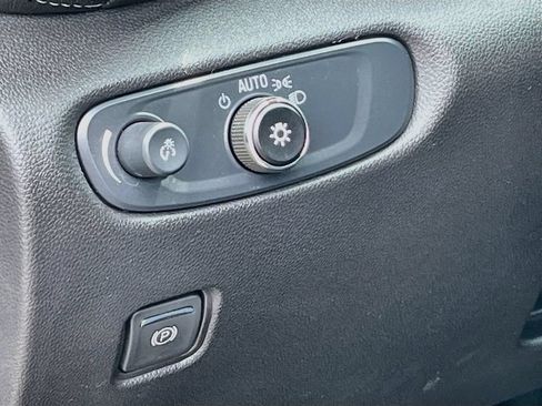 Used 2025 Chevrolet Blazer RS w/ LPO, Floor Liner Package FWD image 10