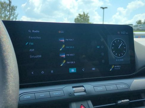 Used 2025 Kia K4 FWD image 18