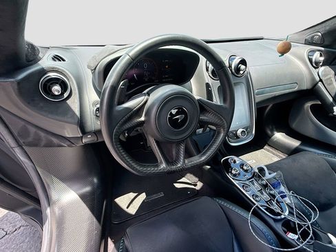 Used 2020 McLaren GT RWD image 12
