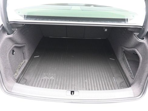 Used 2022 Audi A4 2.0T Premium image 46