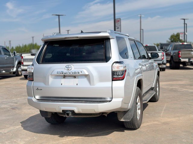 Used 2015 Toyota 4Runner SR5 AWD/4WD image 4