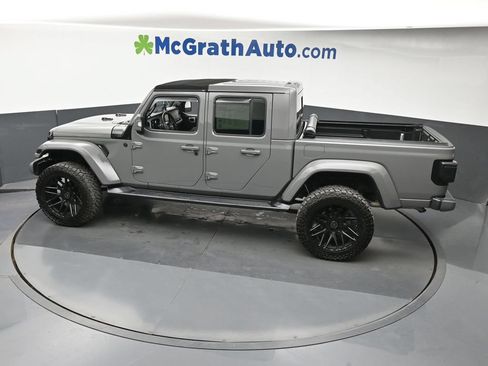 Used 2023 Jeep Gladiator Overland AWD/4WD image 24