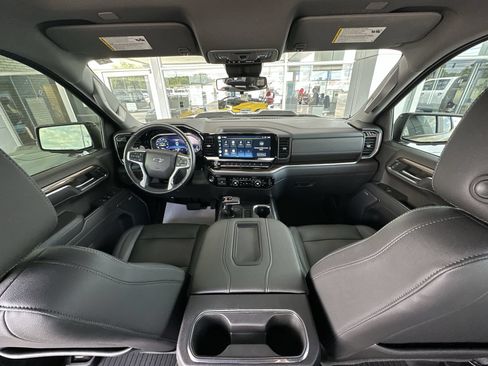 Used 2022 Chevrolet Silverado 1500 LT Trail Boss w/ LT Trail Boss Premium Package AWD/4WD image 20