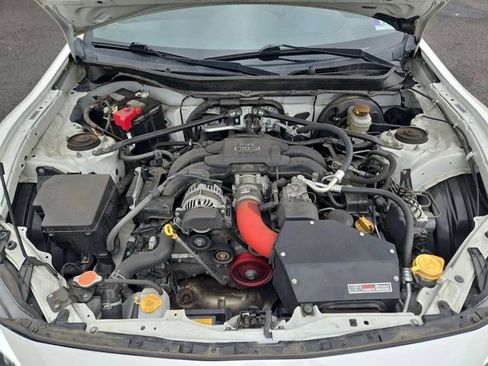 Used 2019 Toyota 86 image 12