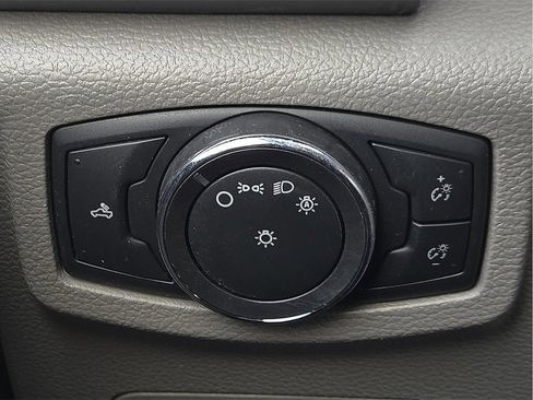 Used 2015 Ford F150 XL w/ Equipment Group 101A Mid image 16