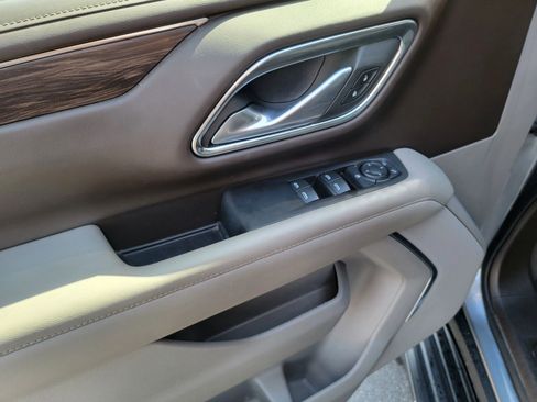 Used 2022 Chevrolet Suburban LS w/ Driver Alert Package AWD/4WD image 27