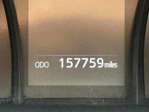 Used 2023 Toyota Camry SE image 8