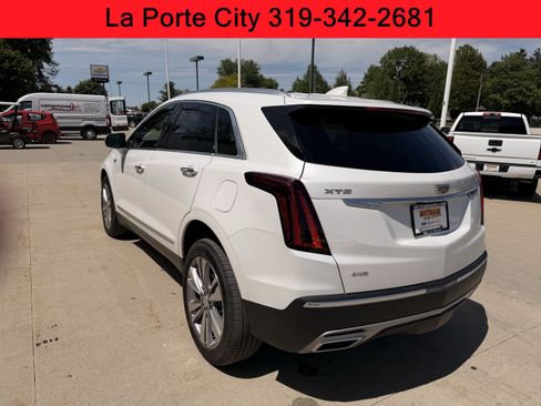 Used 2023 Cadillac XT5 Premium Luxury AWD/4WD image 3