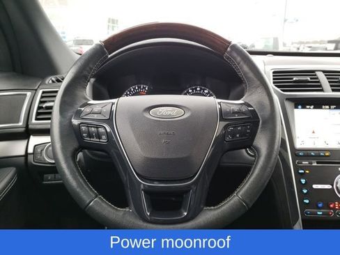 Used 2018 Ford Explorer Platinum image 14