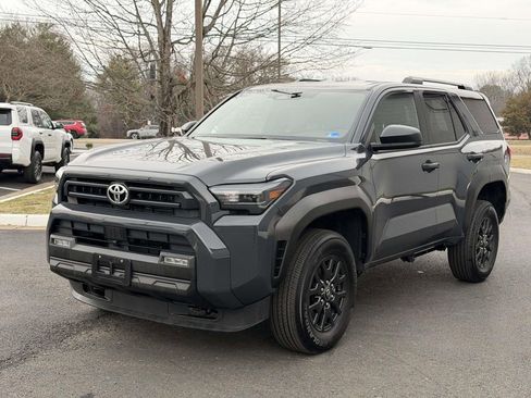Used 2025 Toyota 4Runner SR5 image 23