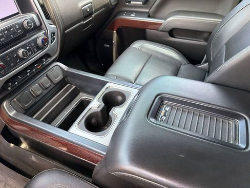 Used 2018 GMC Sierra 2500 SLT AWD/4WD image 34