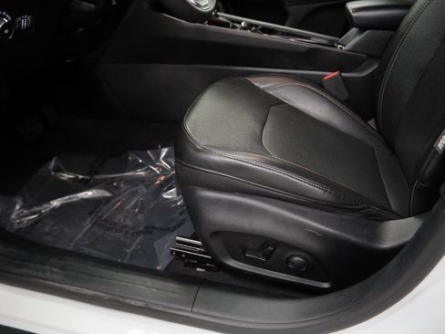 Certified 2023 Jeep Compass Limited image 43