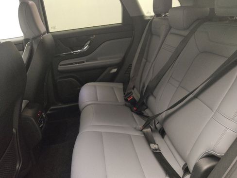 Used 2022 Lincoln Corsair FWD w/ Equipment Group 101A image 18