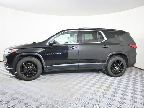 Used 2019 Chevrolet Traverse LT AWD/4WD image 2