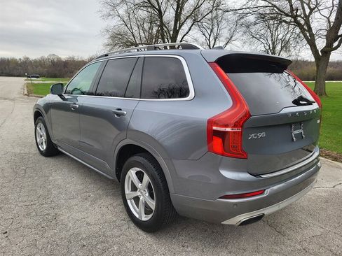 Used 2016 Volvo XC90 T5 Momentum image 4