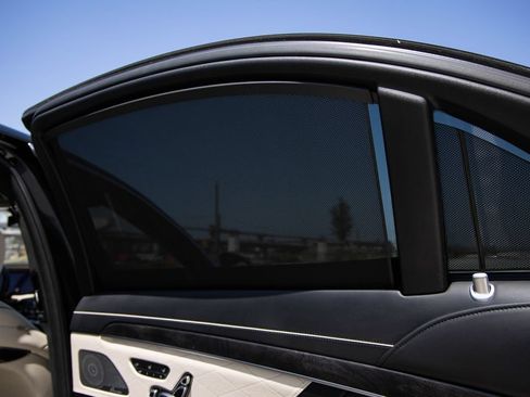 Used 2020 Mercedes-Benz S 560 Sedan image 31