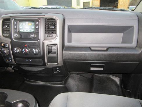 Used 2018 RAM 1500 Express w/ Express Value Package image 25