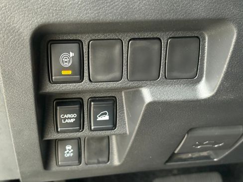 Certified 2022 Nissan Frontier S w/ Technology Package image 17