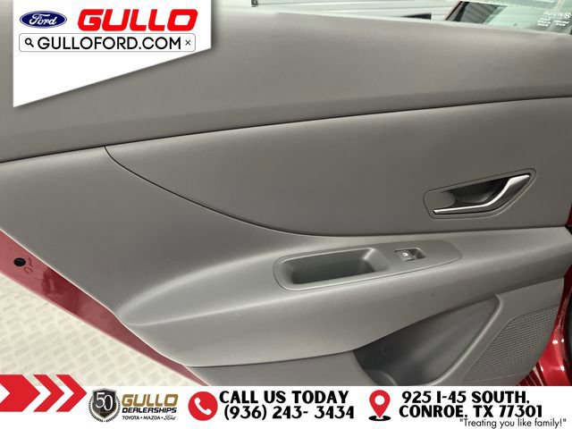 Used 2023 Hyundai Elantra SEL FWD image 16