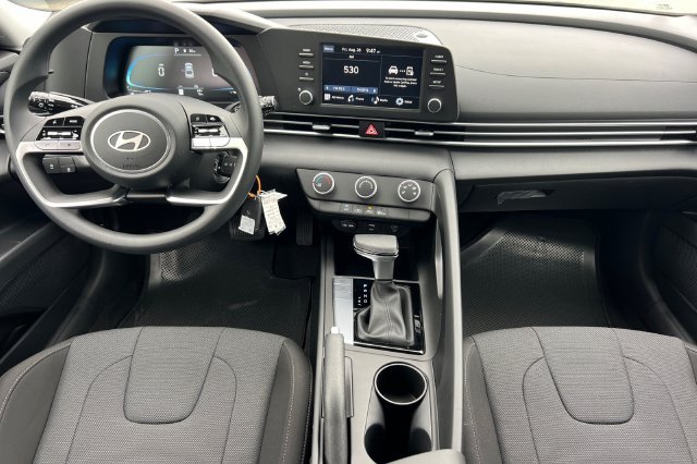 New 2026 Hyundai Elantra SE FWD image 12