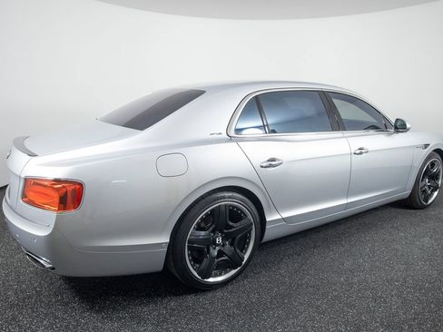 Used 2014 Bentley Flying Spur W12 AWD/4WD image 12