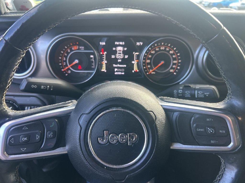 Used 2020 Jeep Wrangler Unlimited Sahara w/ Cold Weather Group AWD/4WD image 19