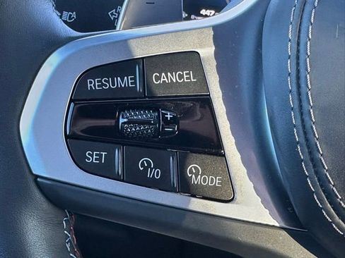 Used 2025 BMW X5 M60i w/ Executive Package image 16