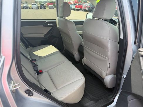 Used 2015 Subaru Forester 2.5i Limited w/ Popular Package #2 AWD/4WD image 13