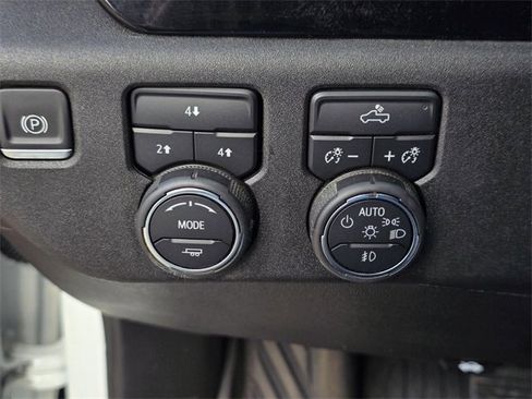 Used 2024 Chevrolet Silverado 2500 LT image 16