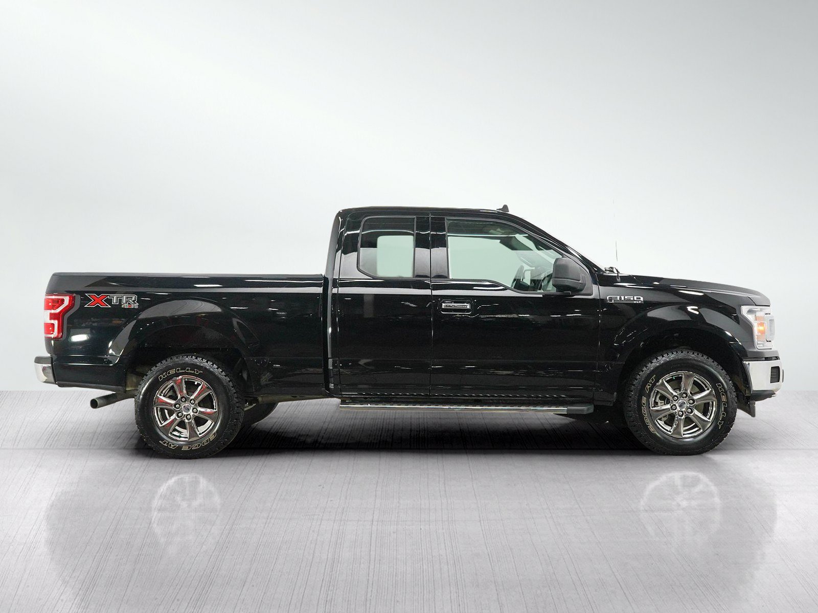 Used 2020 Ford F150 XLT w/ XTR Package AWD/4WD image 6