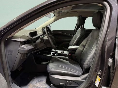 Used 2022 Ford Mustang Mach-E Premium image 28