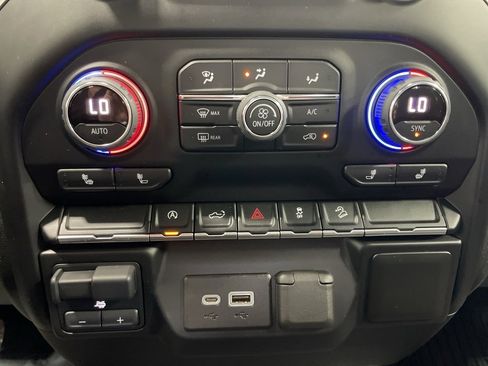 Used 2022 Chevrolet Silverado 1500 RST w/ Z71 Off-Road Package image 42