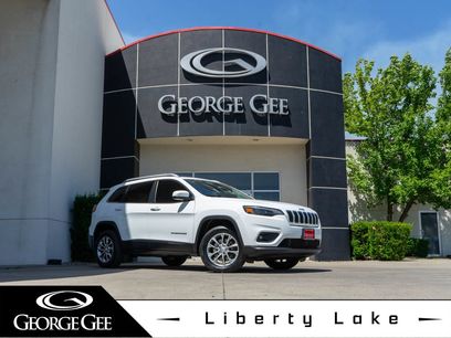 Used 2019 Jeep Cherokee Latitude Plus w/ Cold Weather Group