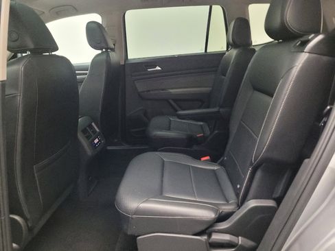 Used 2022 Volkswagen Atlas SE w/ Panoramic Sunroof Package FWD image 18