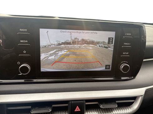 Used 2021 Kia K5 LXS image 30